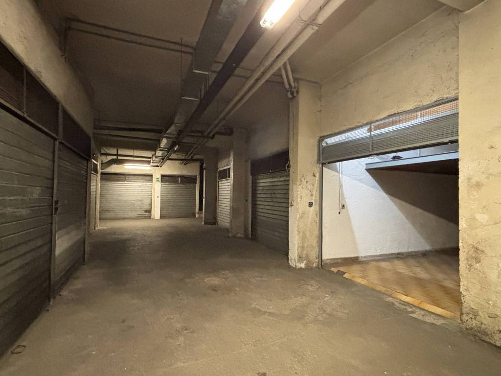 Box / garage a Avellino in Via Salvatore Pescatori - Foto 3