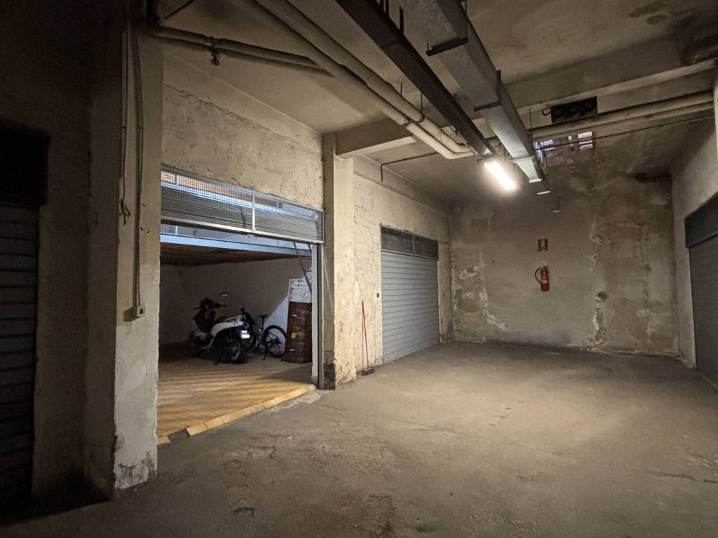 Box / garage a Avellino in Via Salvatore Pescatori - Foto 5