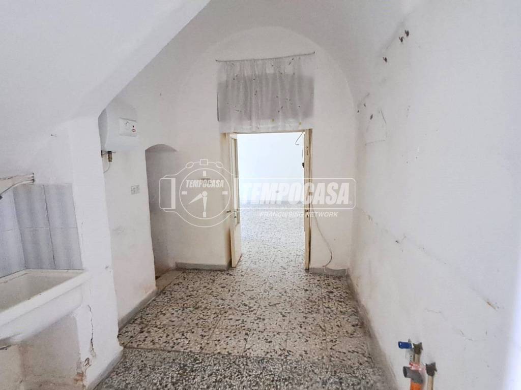 Casa indipendente a Adelfia in Via Camillo Benso di Cavour, 12 - Foto 5