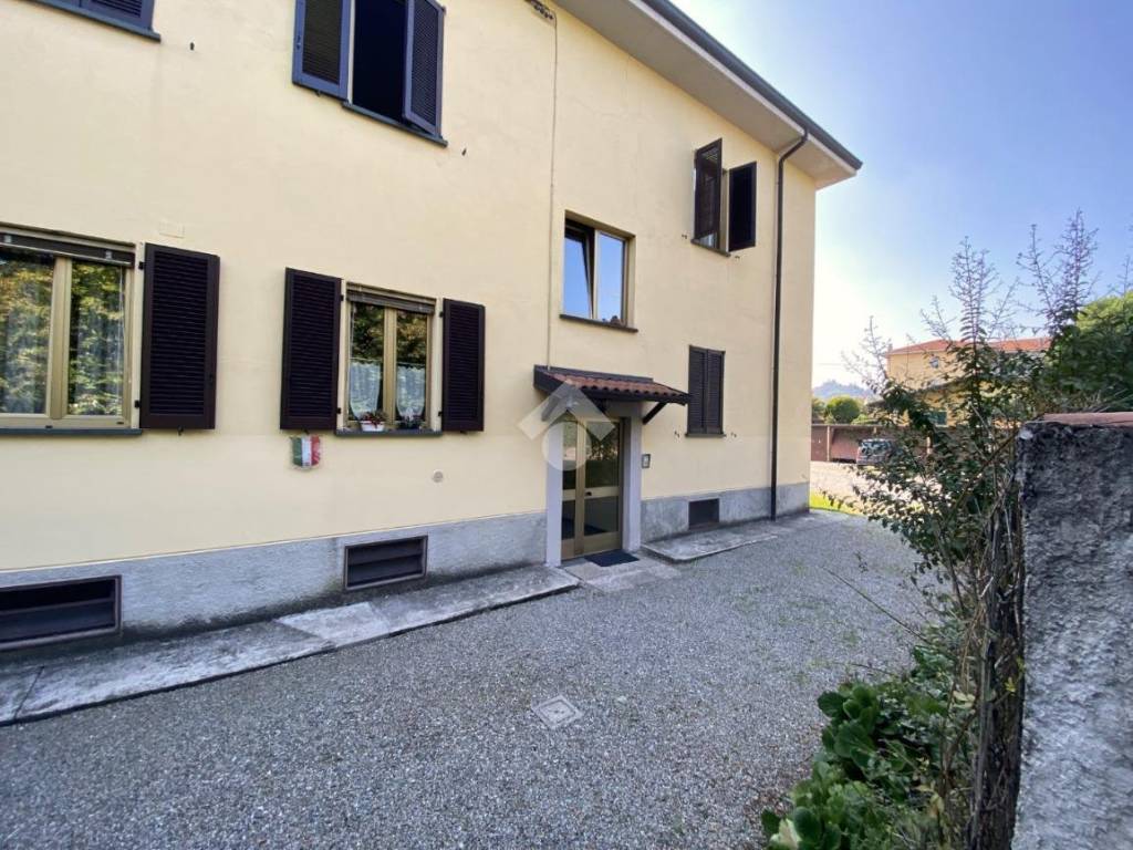 Appartamento a Merate in Via Ceppo, 5 - Foto 2