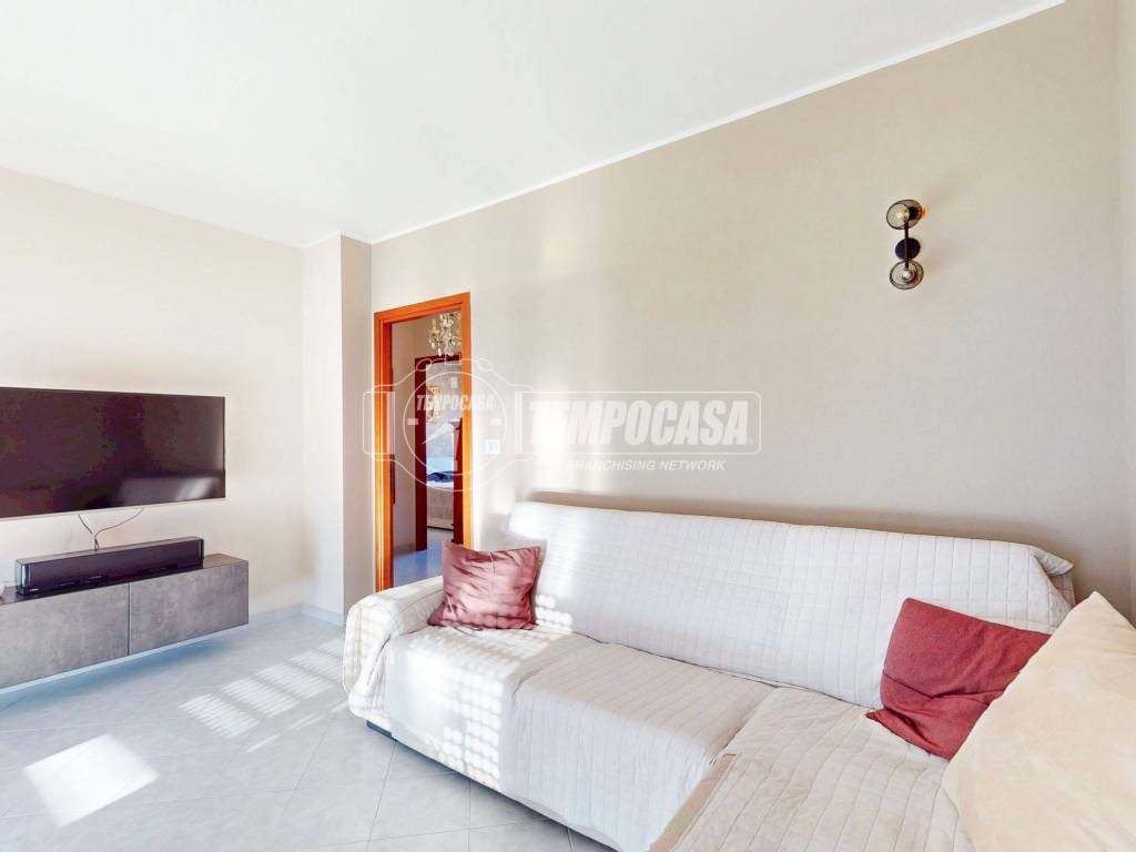 Appartamento a Orbassano in Via Guglielmo Marconi 11 - Foto 4