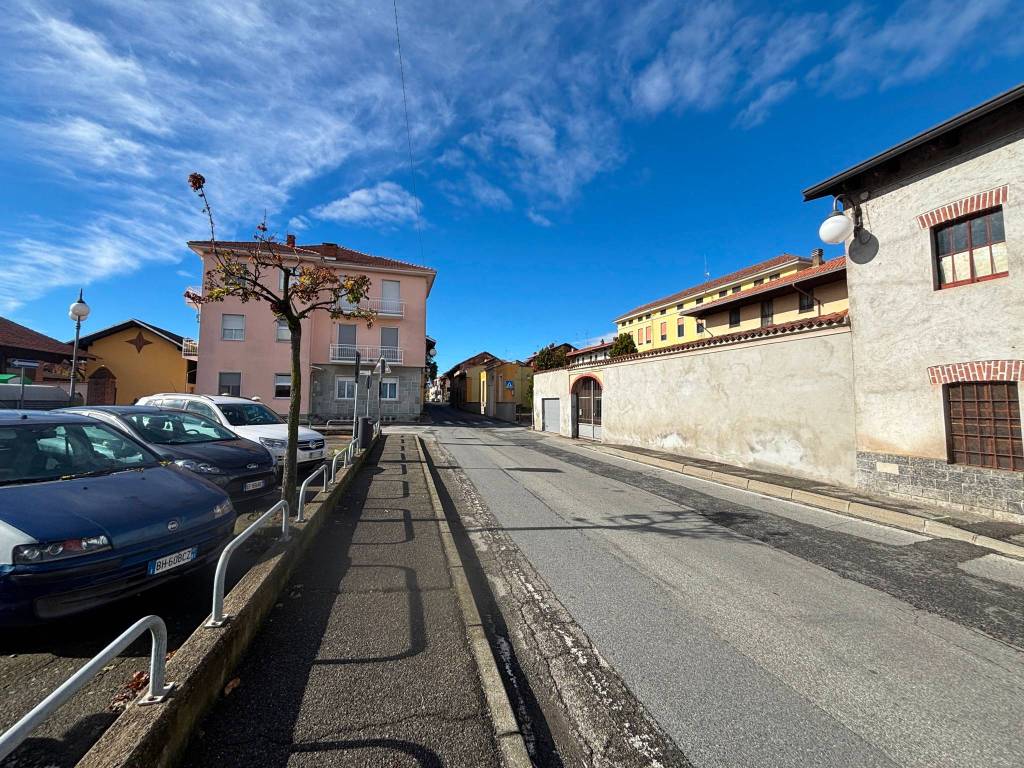 Casa indipendente a Ponderano in Via Edmondo De Amicis, 13 - Foto 2