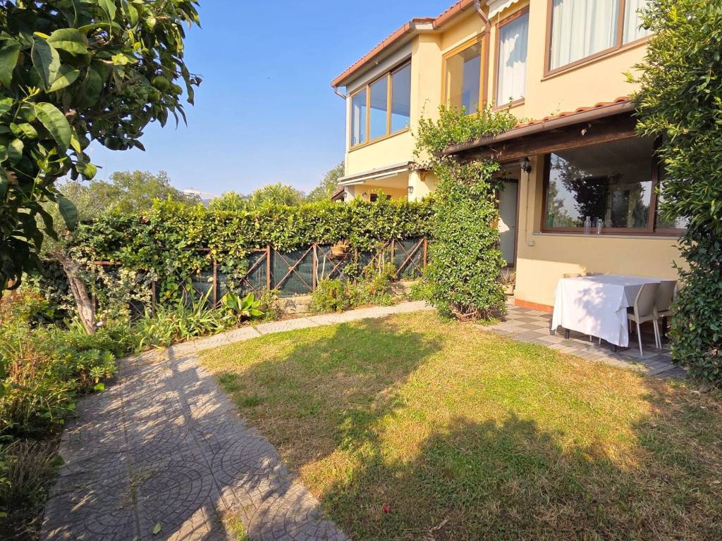 Appartamento a Trevignano romano in Via Olivetello, 32 - Foto 2