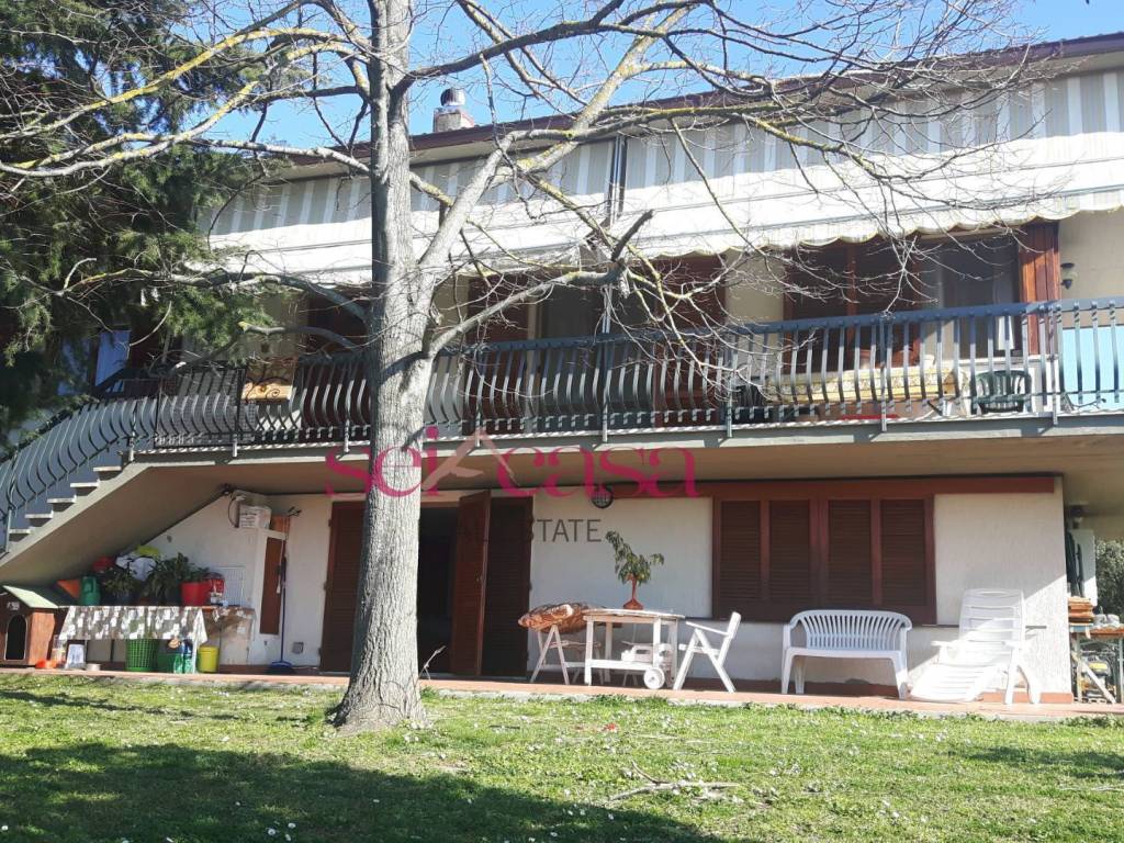 Villa a Roccastrada in Sticciano Scalo - Foto 2