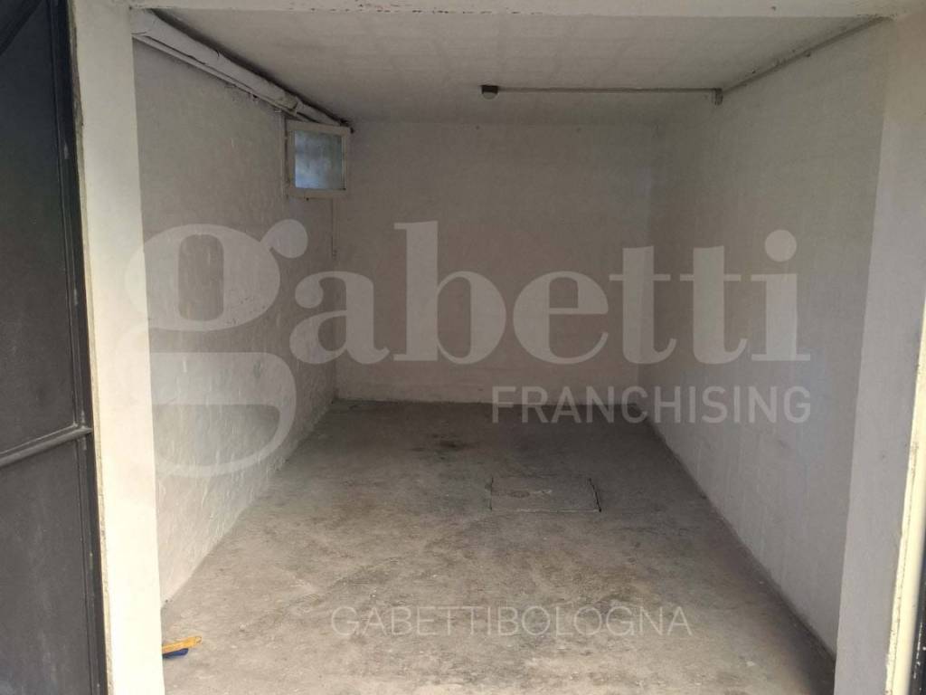 Box / garage a Bologna in Via Vincenzo Vela - Foto 5