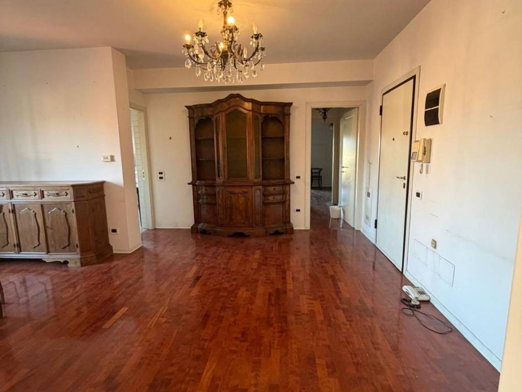 Appartamento a Bologna in Via Giuseppe Massarenti - Foto 5