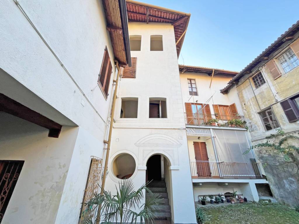 Appartamento a Pinerolo in VIA DEL PINO, 81 - Foto 2