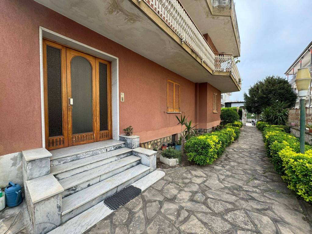 Villa a Sarno in Piazza Lago - Foto 2