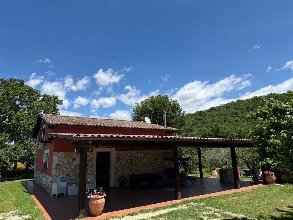 Appartamento a Segni in Via Carpinetana Ovest Traversa 4 - Foto 2