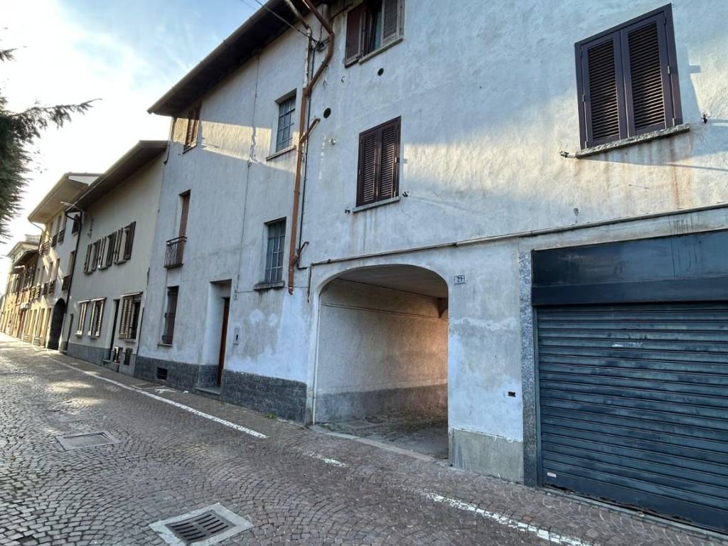 Attico / mansarda a Carugo in Via Francesco Baracca - Foto 2