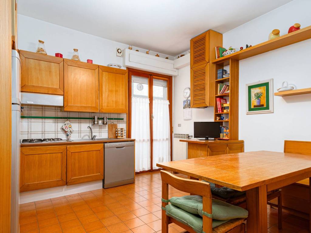 Appartamento a Prato in Via Giuseppe Giusti, 1 - Foto 2