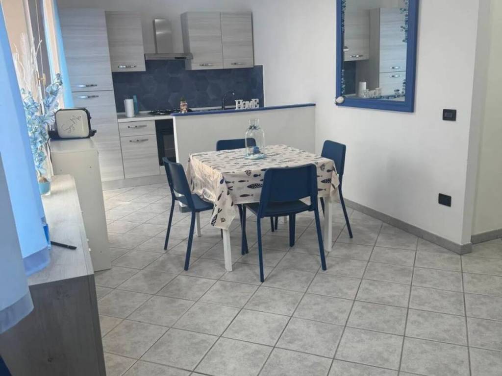 Appartamento a Follonica in Via Romagna, 27 - Foto 2