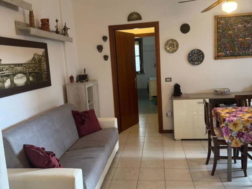 Appartamento a Follonica in Via Litoranea, 6 - Foto 2