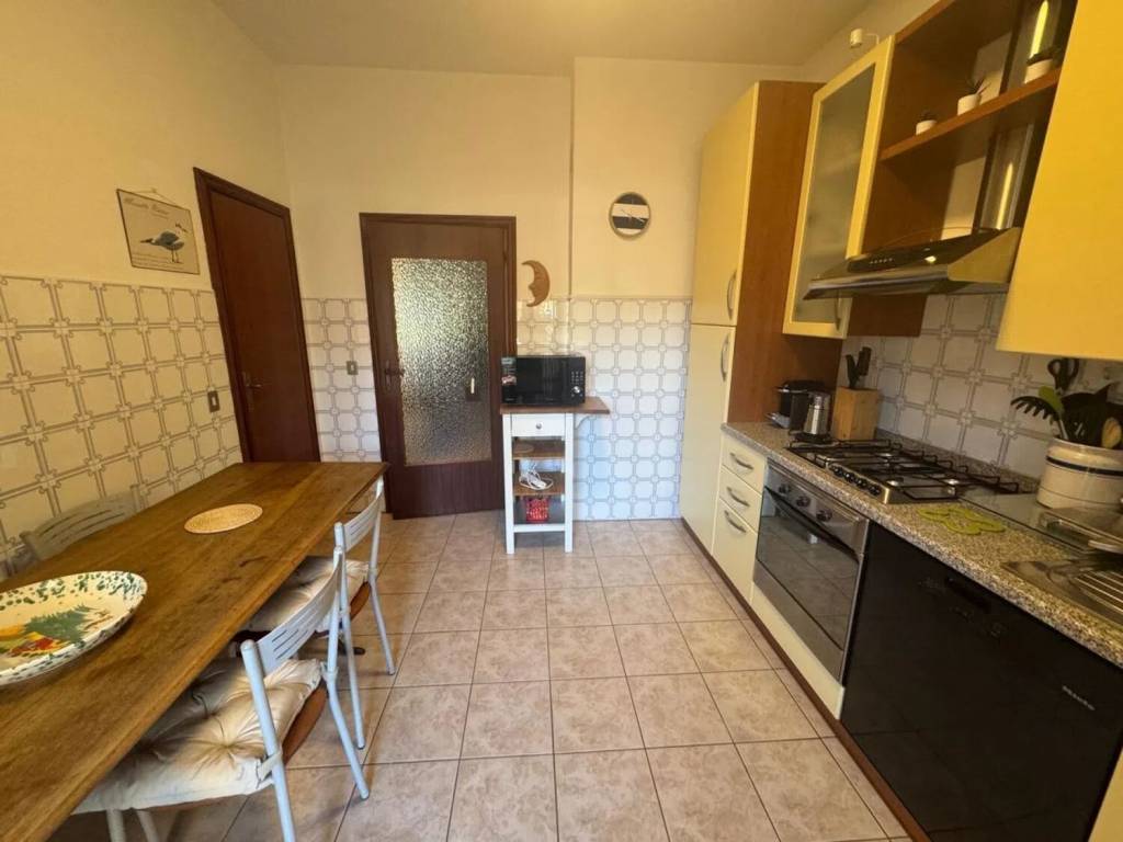 Appartamento a Follonica in Via Palermo - Foto 3