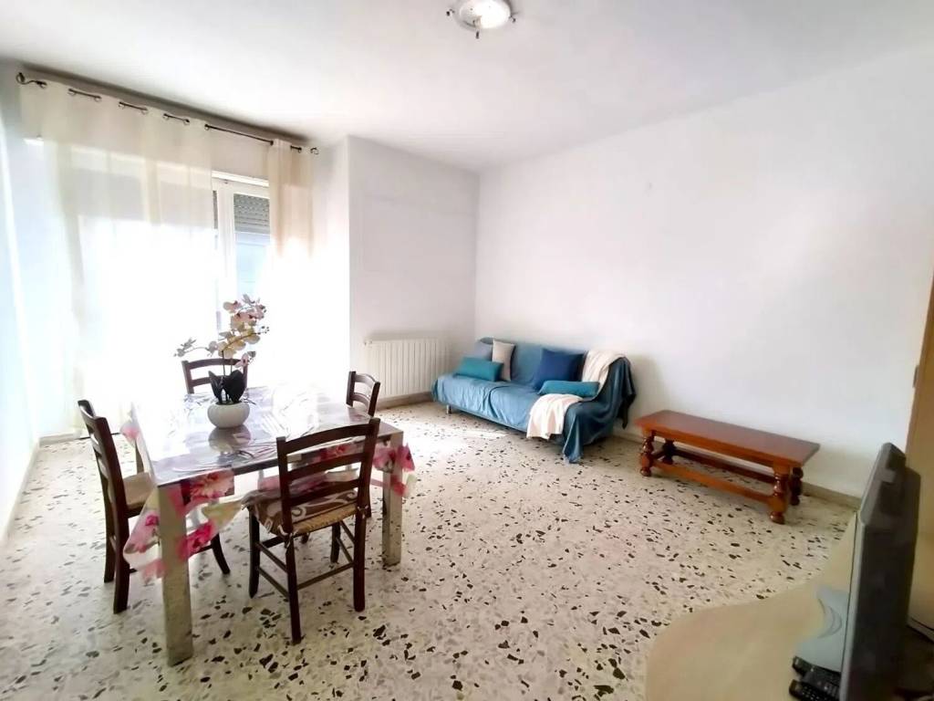 Appartamento a Follonica in Via Giuseppe Verdi - Foto 2