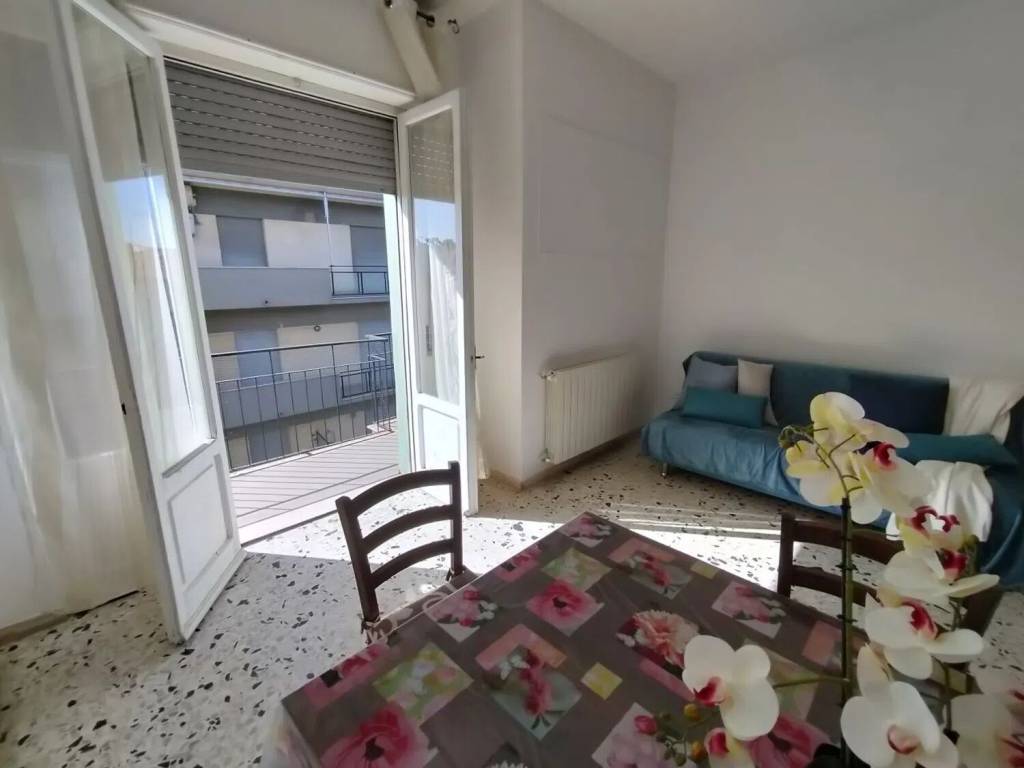 Appartamento a Follonica in Via Giuseppe Verdi - Foto 4