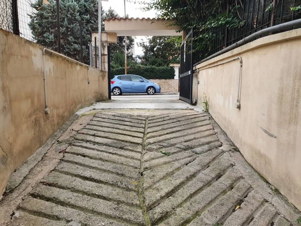 Box / garage a Brindisi in Solferino, 4 - Foto 3