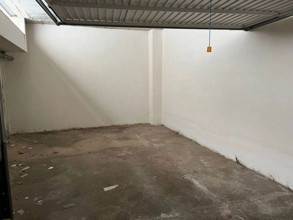 Box / garage a Brindisi in Via Grazia Balsamo, 2 - Foto 3