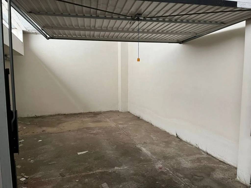 Box / garage a Brindisi in Via Grazia Balsamo, 2 - Foto 4
