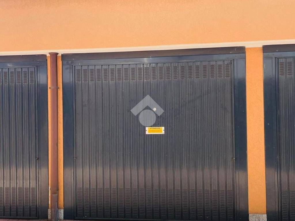 Box / garage a Bareggio in Via Flaminia, 1 - Foto 3