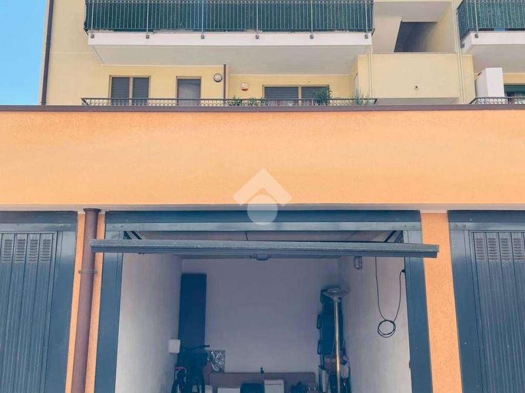 Box / garage a Bareggio in Via Flaminia, 1 - Foto 4
