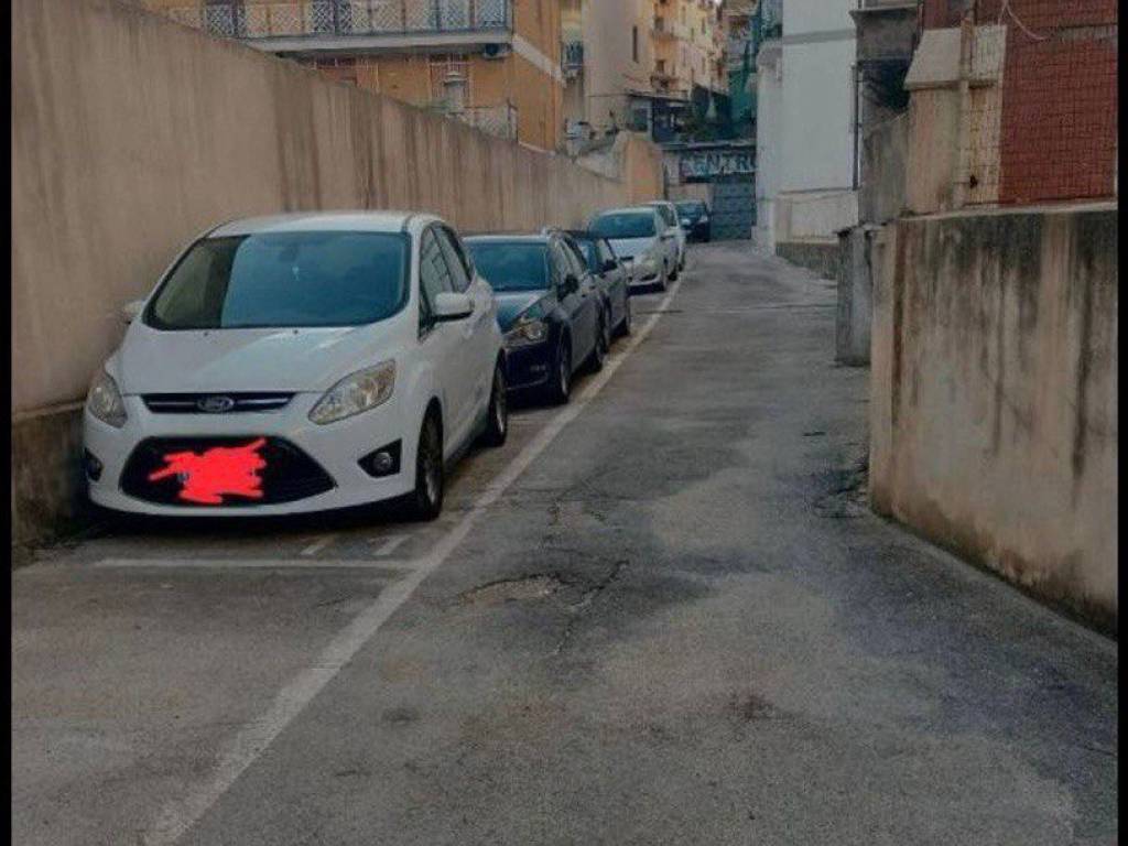 Box / garage a Portici in Via Armando Diaz, 4 - Foto 4