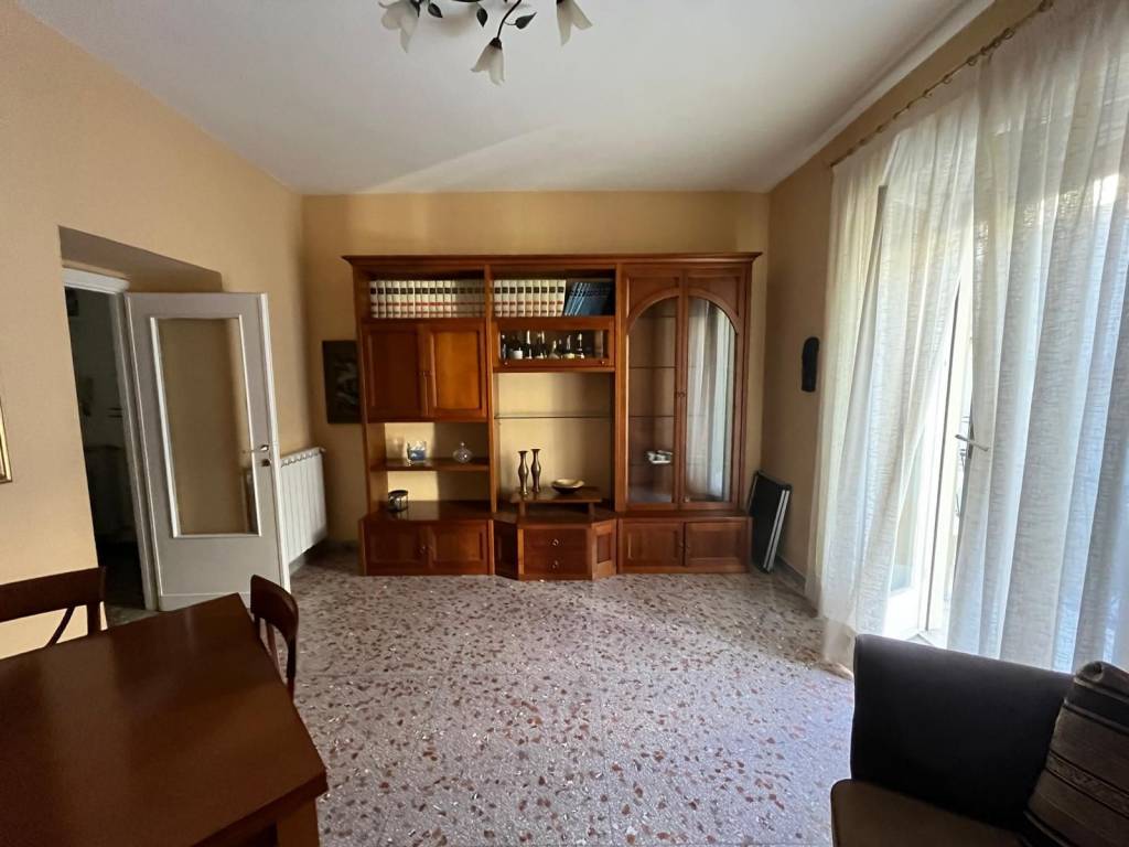 Appartamento a Tivoli in Via Villa Braschi, 43 - Foto 3