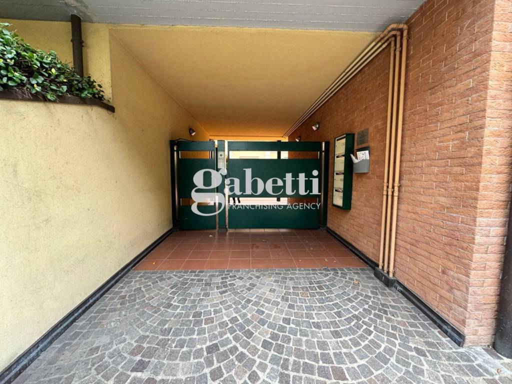 Appartamento a Bologna in Via Antonio Zannoni - Foto 3