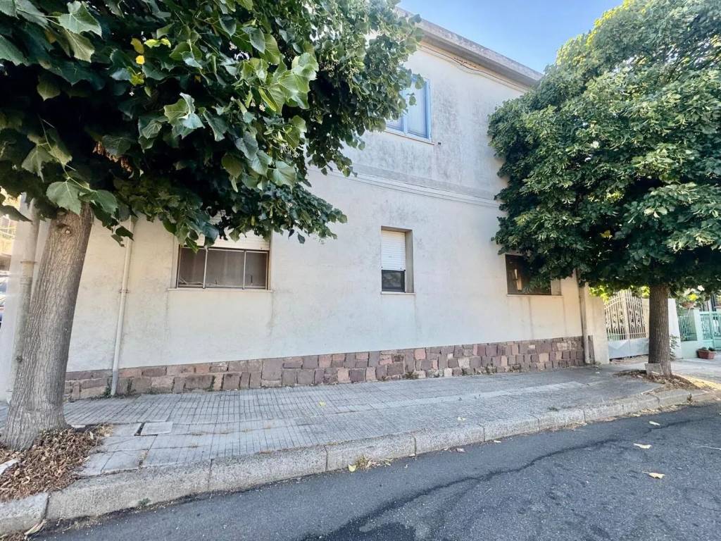 Appartamento a Macomer in Via Quartu, 19 - Foto 2