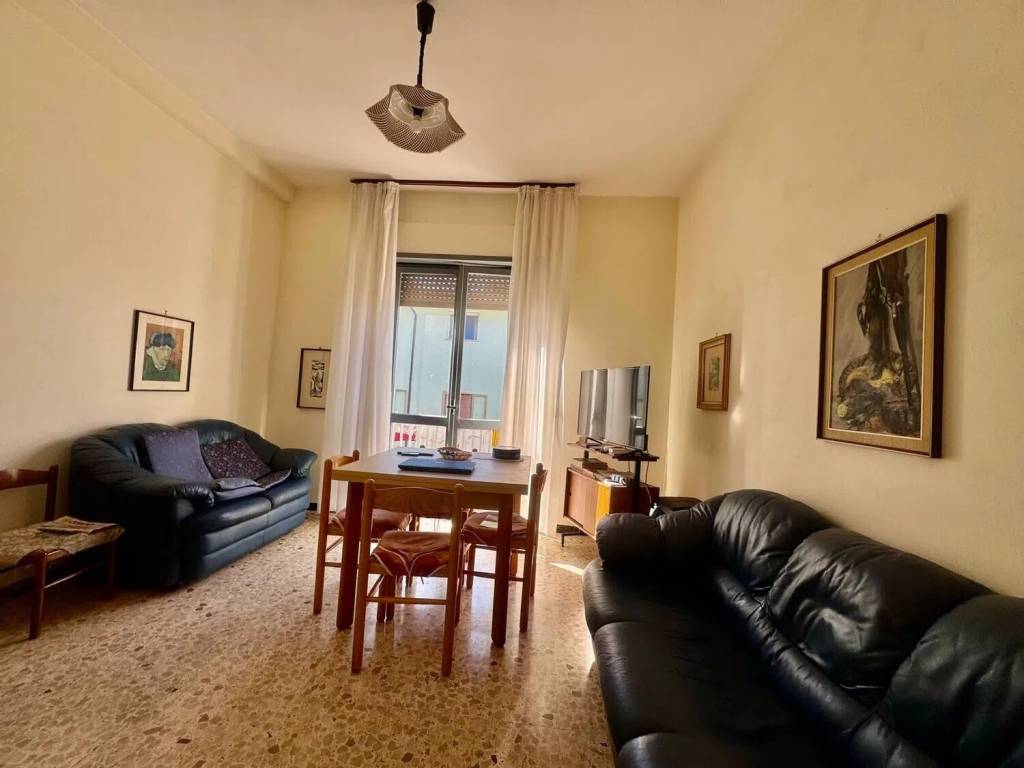 Appartamento a Macomer in Via Quartu, 19 - Foto 4