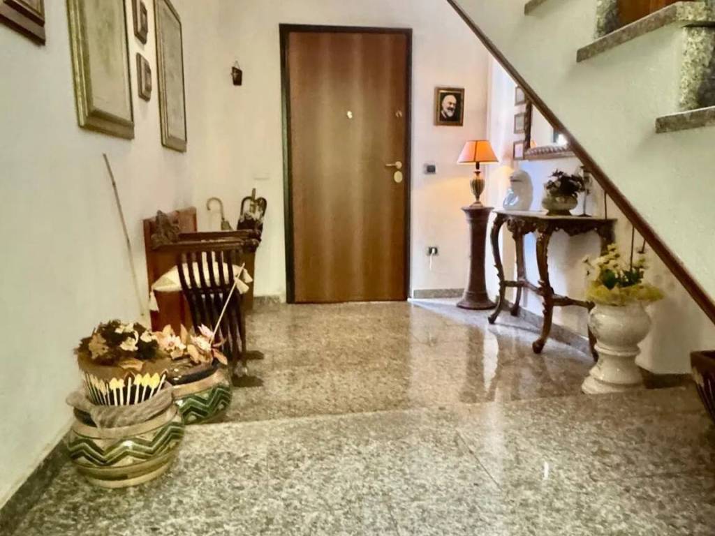 Villa a Macomer in Via Michelangelo Buonarroti, 8 - Foto 2