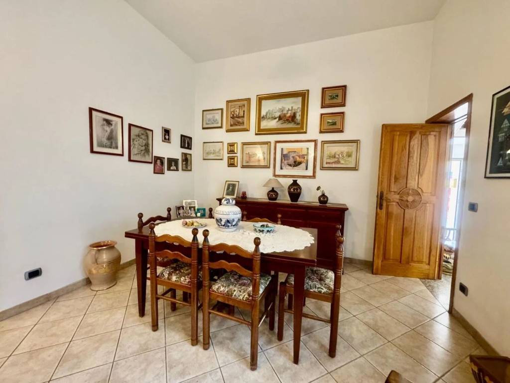 Villa a Macomer in Via Michelangelo Buonarroti, 8 - Foto 4