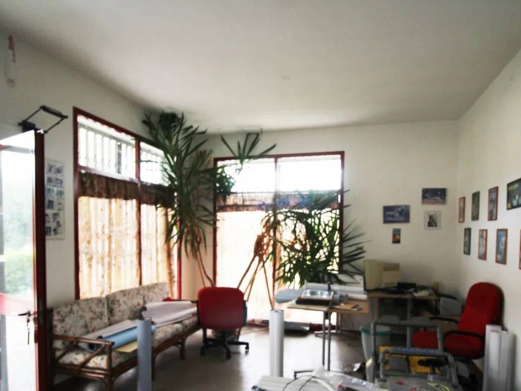 Immobile a Fermignano in Via Dell'Industria - Foto 2