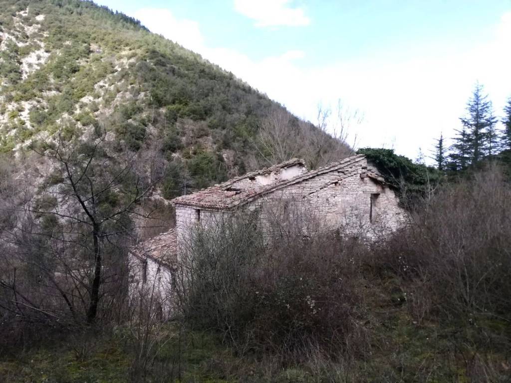 Rustico / casale a Cagli in Case Sparse Naro, 61043 Cagli Pu - Foto 3