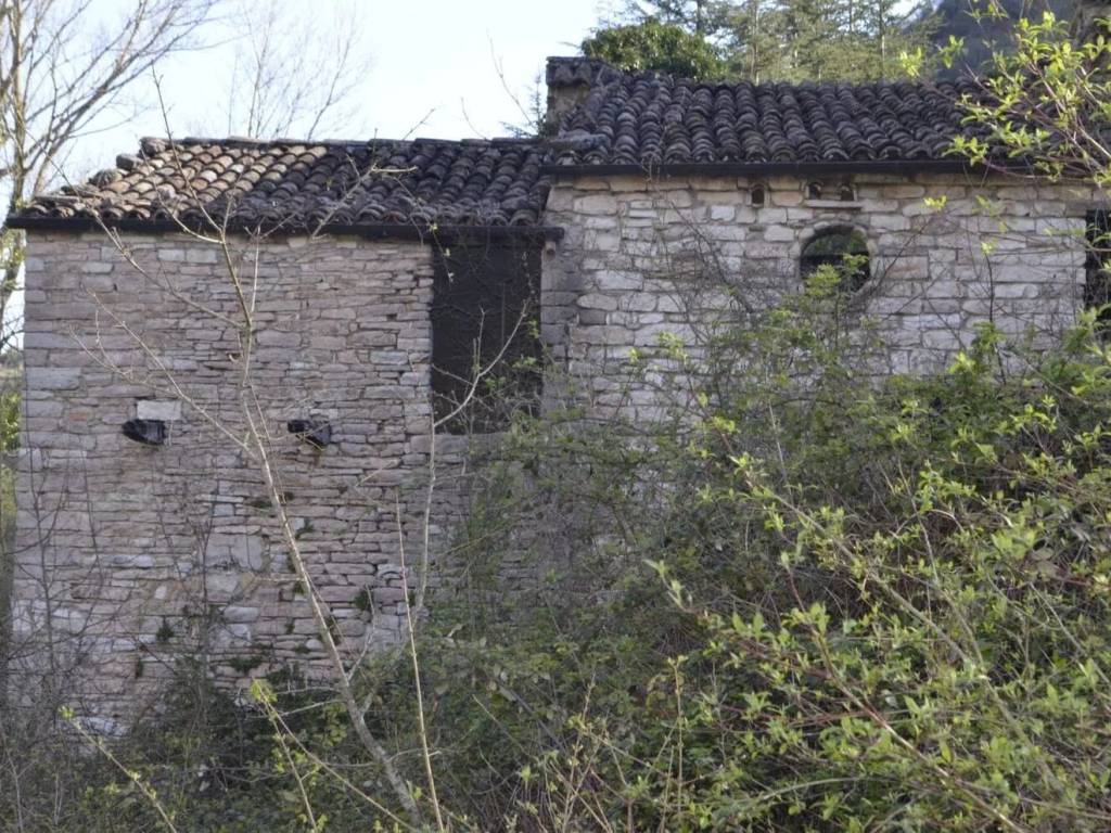 Rustico / casale a Cagli in Case Sparse Naro, 61043 Cagli Pu - Foto 4