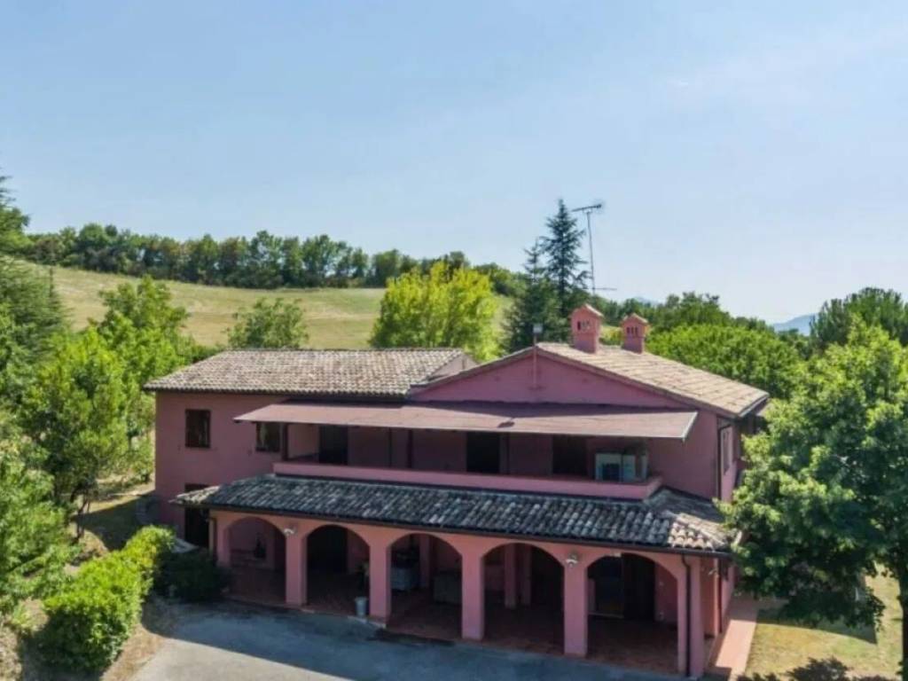 Villa a Fermignano in Via Sant'Angiolino - Foto 3