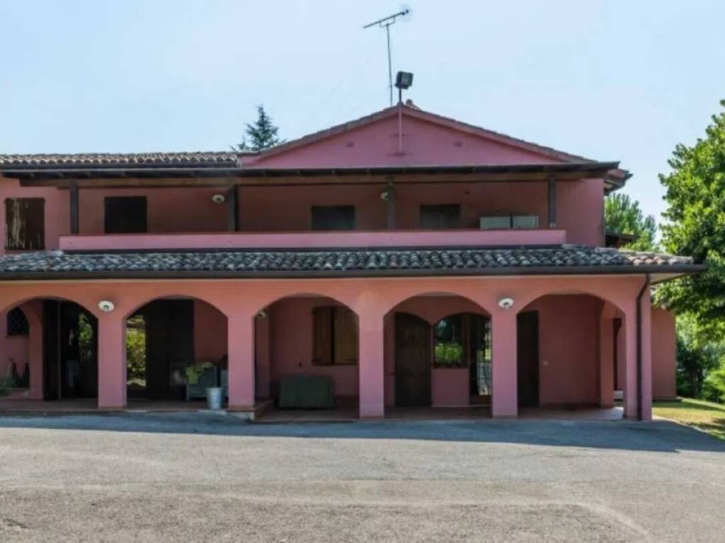 Villa a Fermignano in Via Sant'Angiolino - Foto 4
