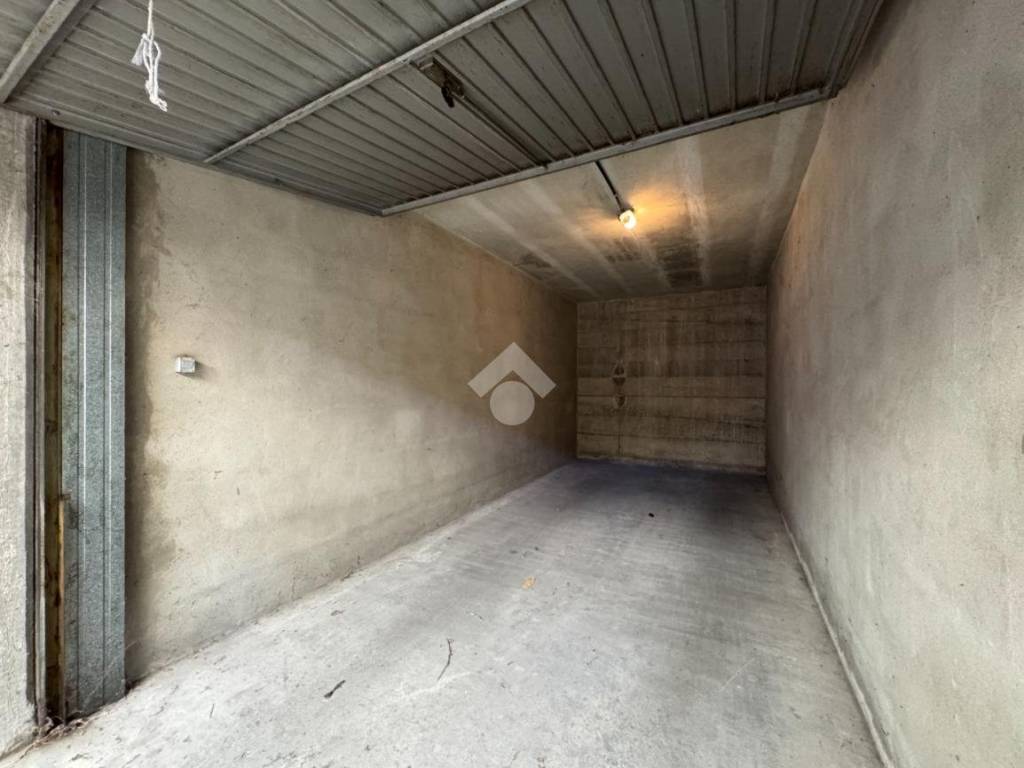 Box / garage a Stradella in Via Montemartini - Foto 4