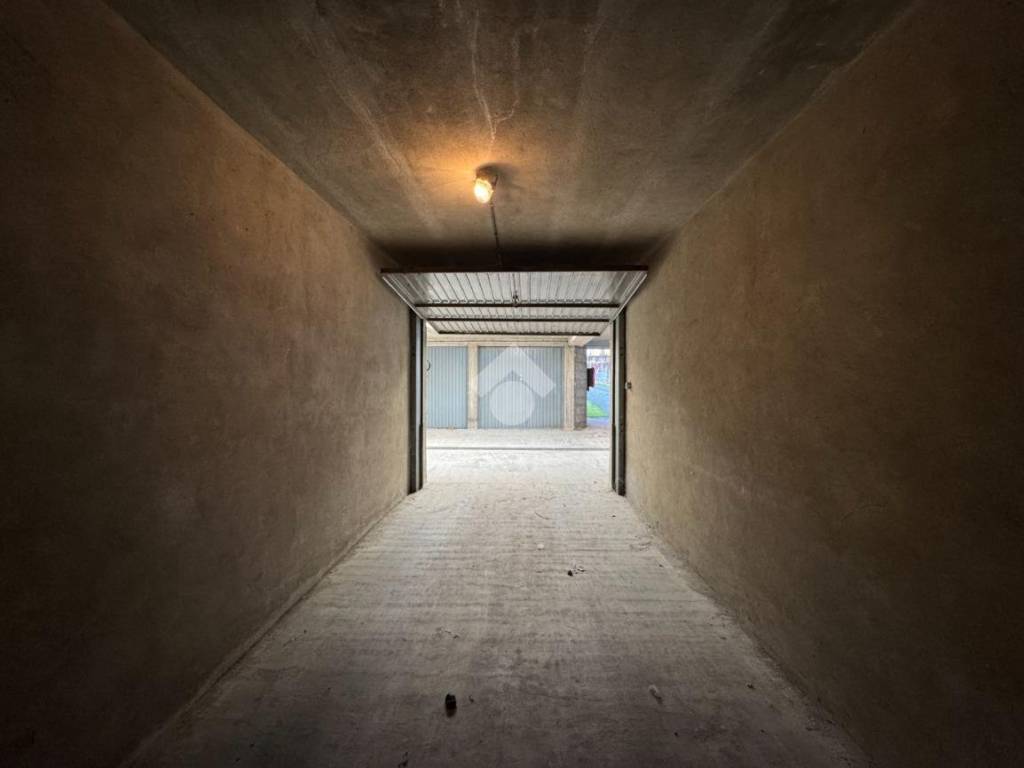 Box / garage a Stradella in Via Montemartini - Foto 5