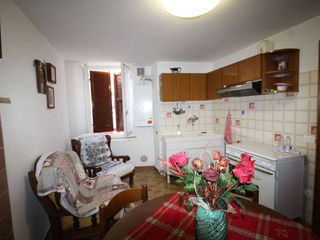 Appartamento a Fermignano in Via Roma - Foto 2