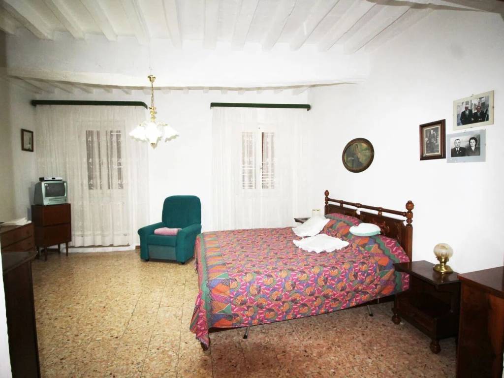 Appartamento a Fermignano in Via Roma - Foto 5