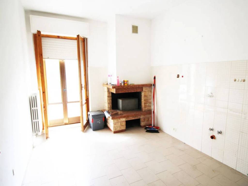 Appartamento a Fermignano in Via Dell'Industria - Foto 3