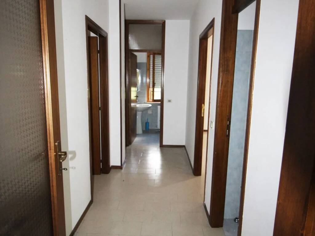 Appartamento a Fermignano in Via Dell'Industria - Foto 4