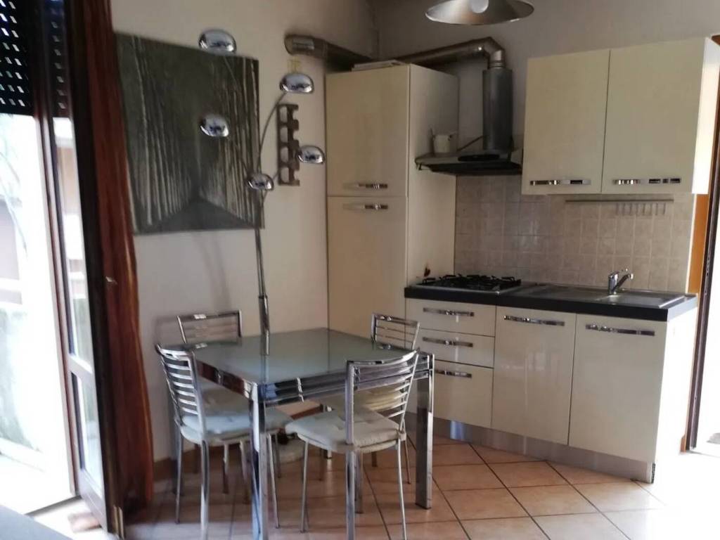 Appartamento a Fermignano in Via Trento Trieste - Foto 2