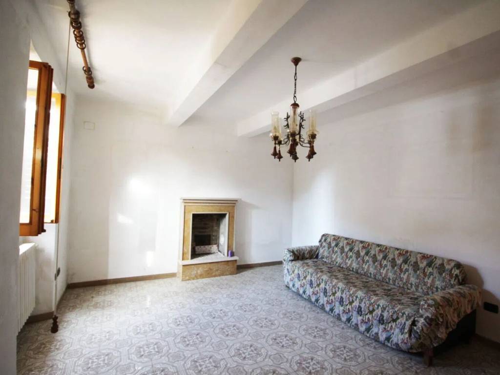 Appartamento a Fermignano in Via Mazzini - Foto 5