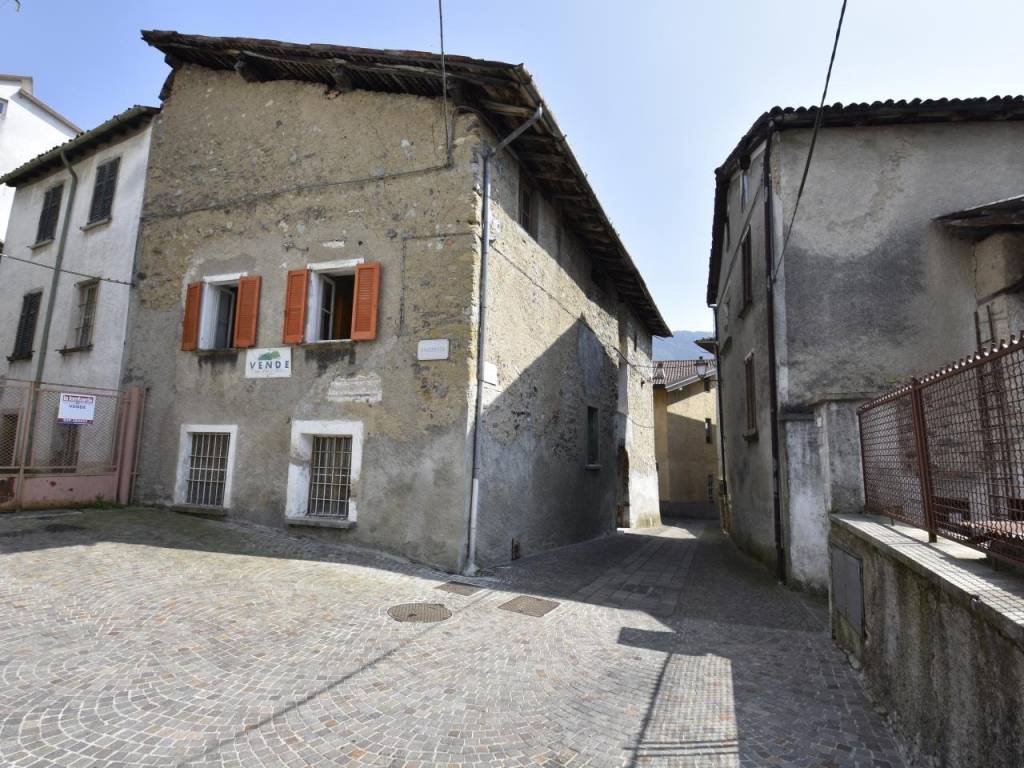 Casa indipendente a Cremeno in Via Carrobbio, 16 - Foto 3
