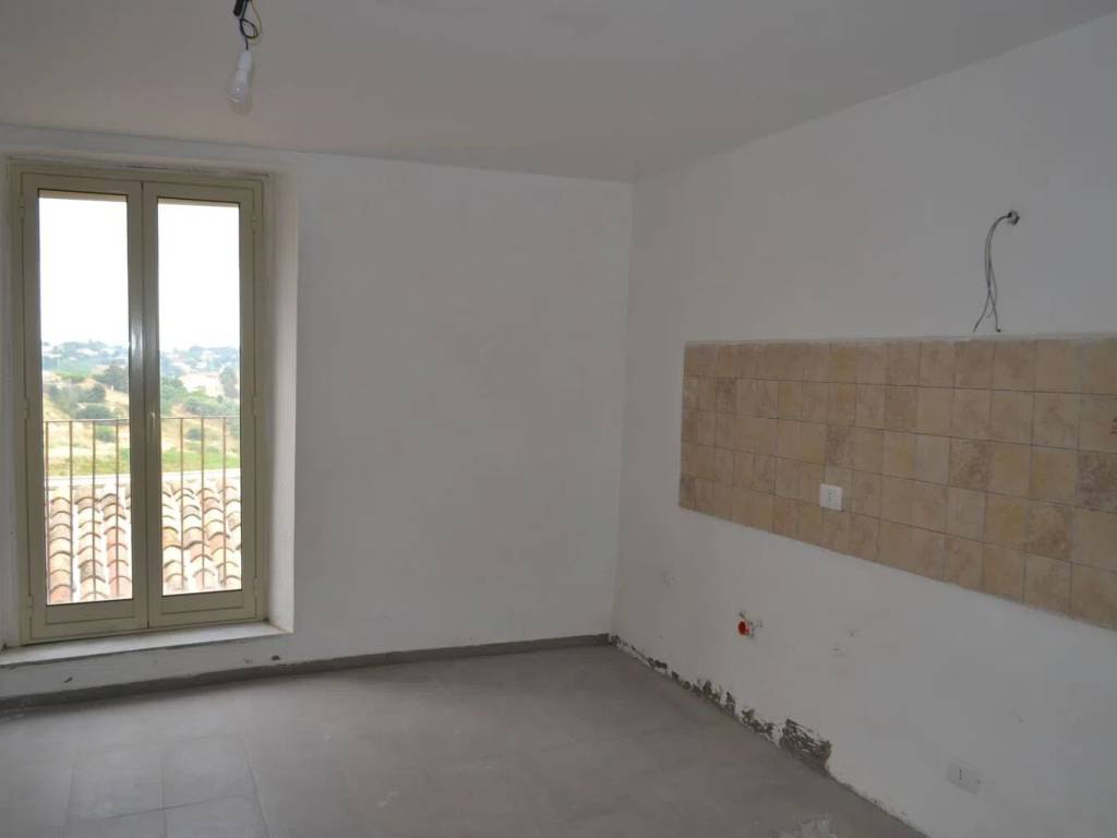 Appartamento a Caltagirone in Via Madonna Della Stella - Foto 3
