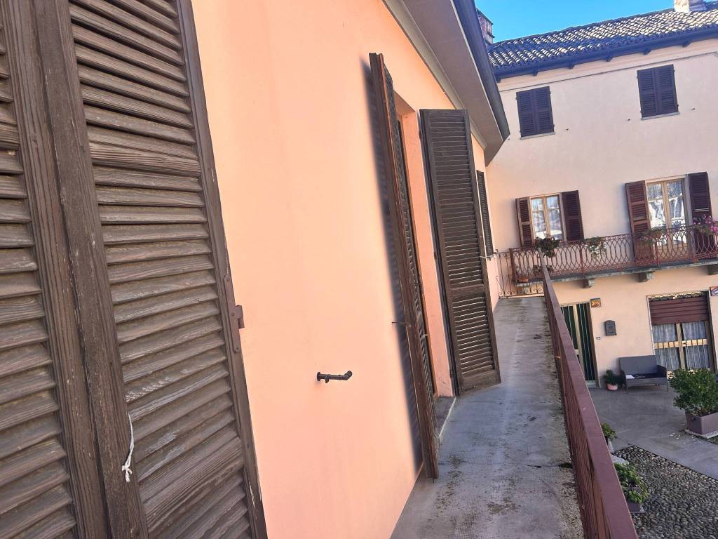 Villa a Castagnole delle lanze in Piazza Guglielmo Marconi, 1 - Foto 4