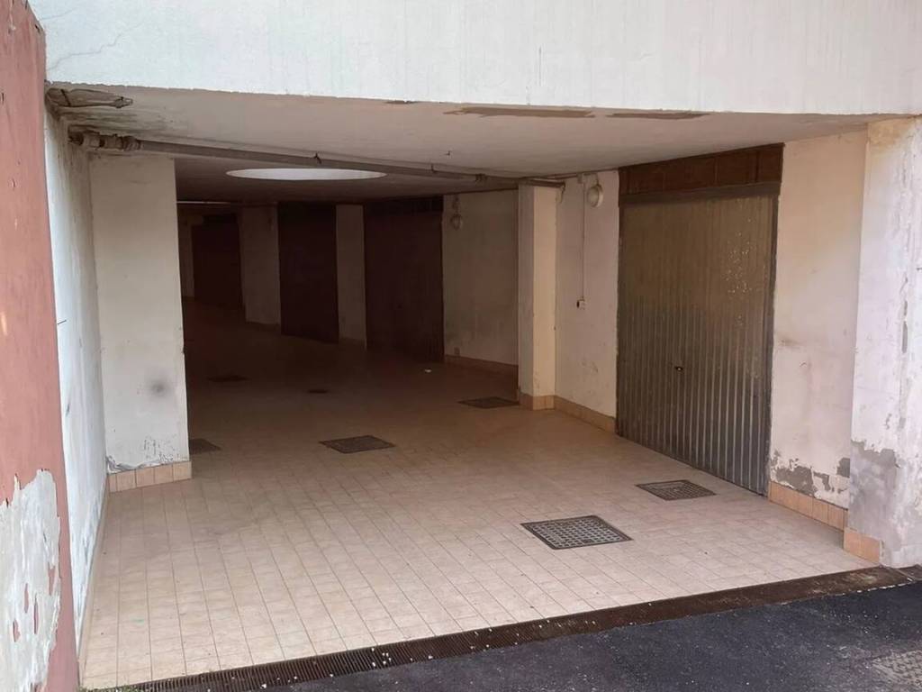 Box / garage a Termoli in Via Giappone, 6 - Foto 2