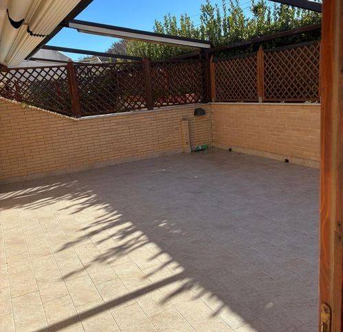 Appartamento a Termoli in Lungomare Cristoforo Colombo 189 - Foto 2